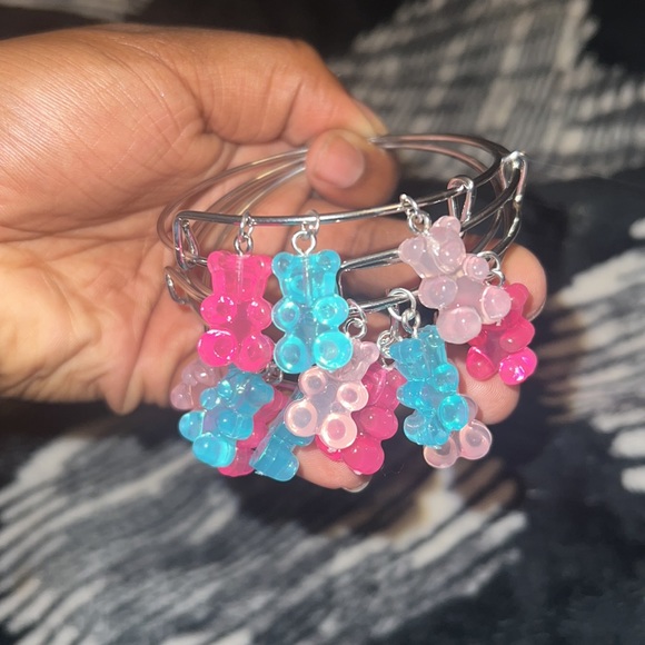 Bangle bracelet - Picture 2 of 5